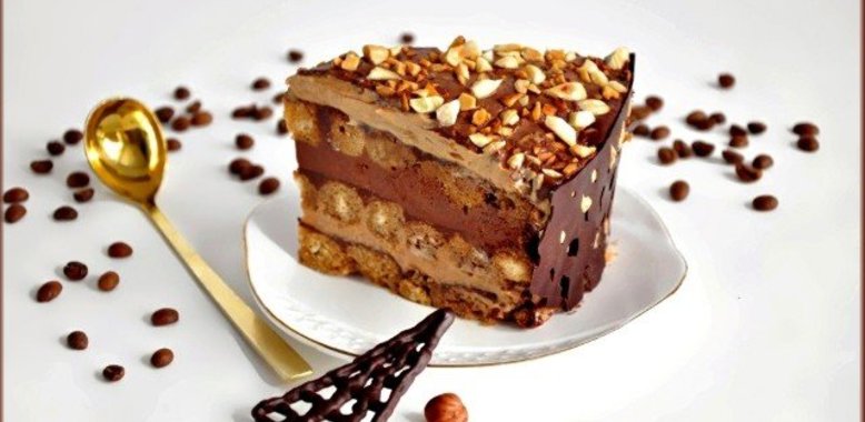 Торт-мороженое Кофейно-шоколадный поцелуй с ореховым послевкусием