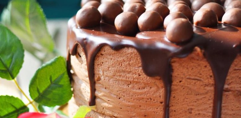 Муссовый торт с шоколадными коржами и Нутеллой