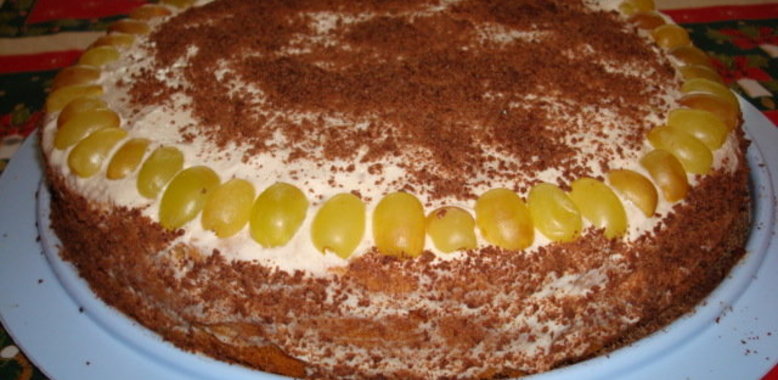 Сметанно-ореховый торт
